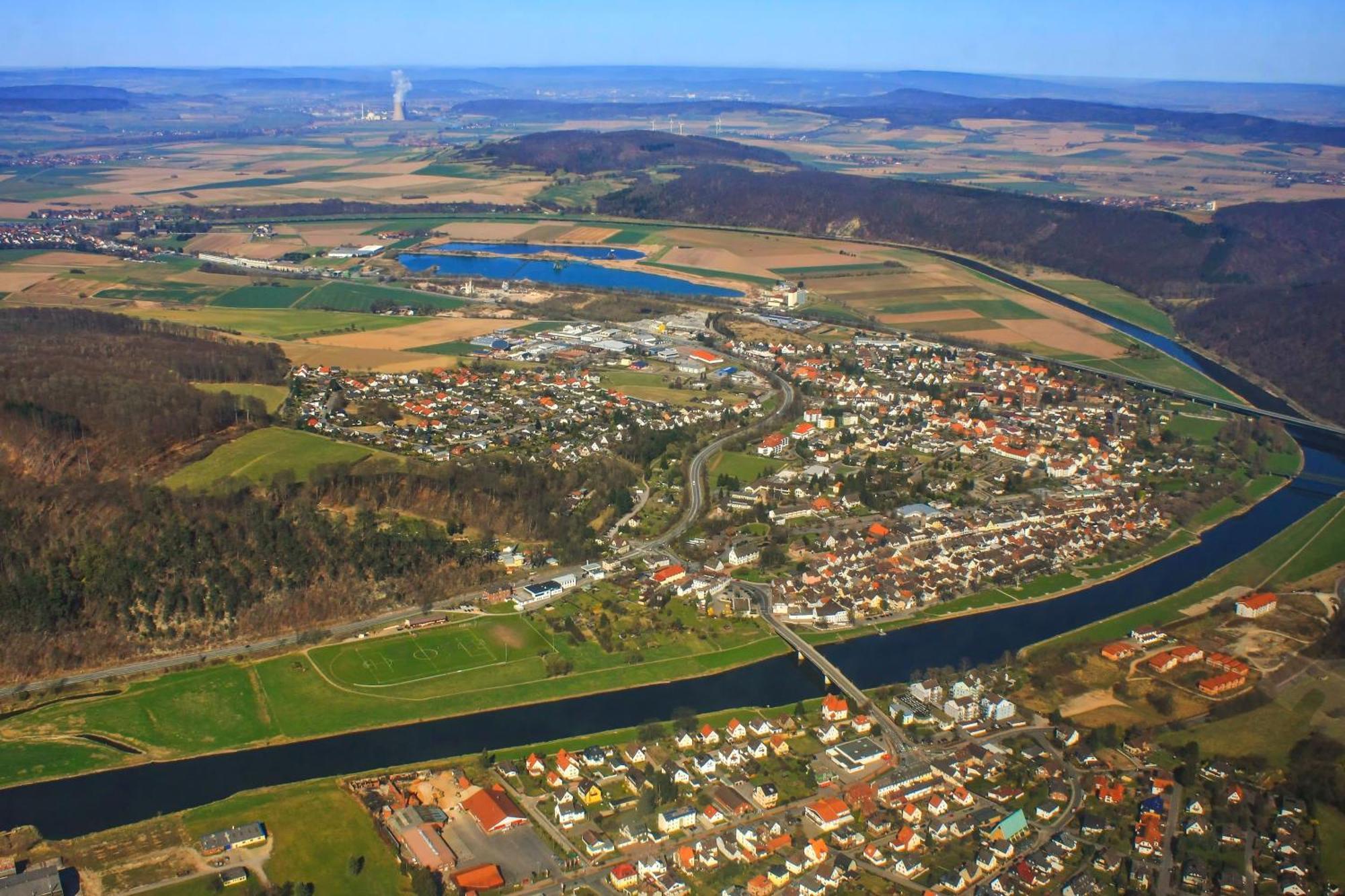 Ferienwohnungen Am Weserstrand Bodenwerder Luaran gambar