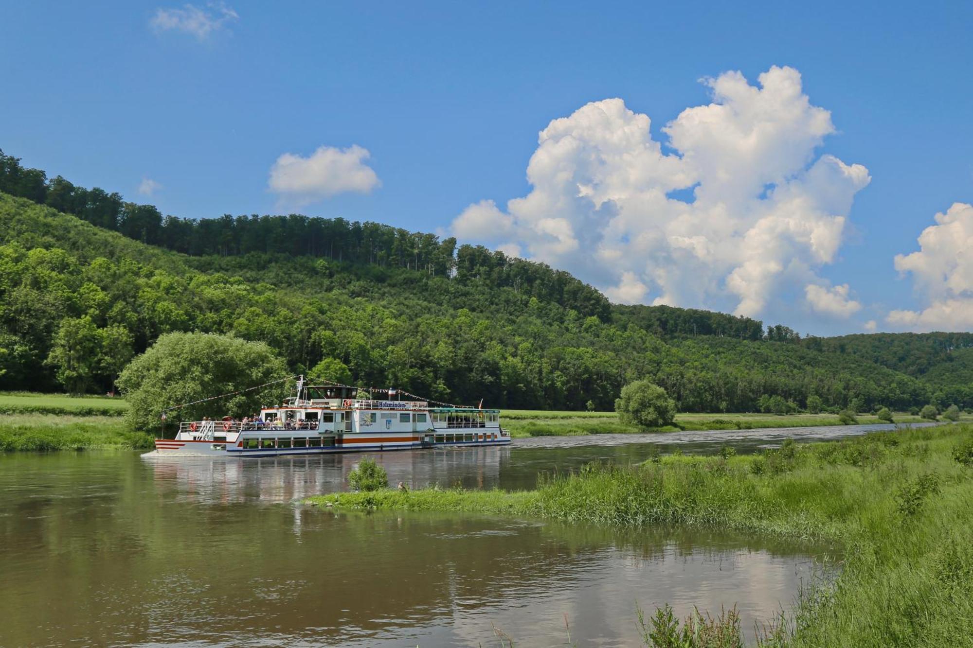 Ferienwohnungen Am Weserstrand Bodenwerder Luaran gambar